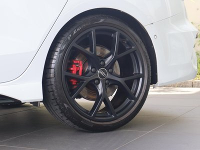 صورة 16 لـ 2023 AUDI RS3 SEDAN