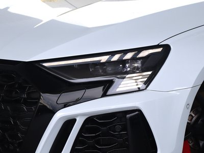 صورة 10 لـ 2023 AUDI RS3 SEDAN