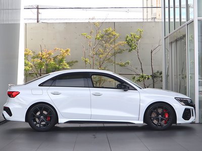 صورة 9 لـ 2023 AUDI RS3 SEDAN