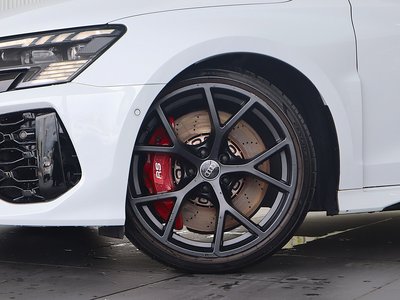 صورة 15 لـ 2023 AUDI RS3 SEDAN