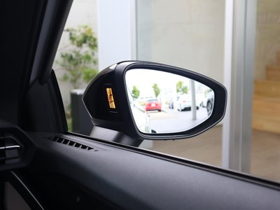 صورة 12 لـ 2023 AUDI RS3 SEDAN