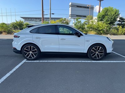 صورة مصغرة 11 لـ 2023 Porsche CAYENNE