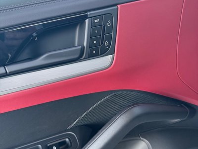 صورة مصغرة 37 لـ 2023 Porsche CAYENNE