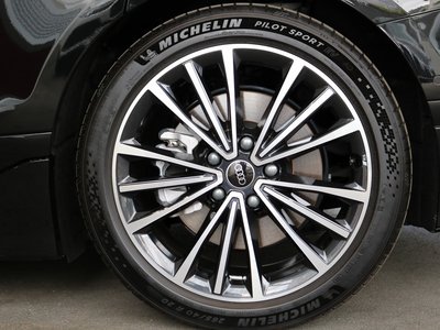 صورة 32 لـ 2025 AUDI A6 SPORTBACK E-TRON