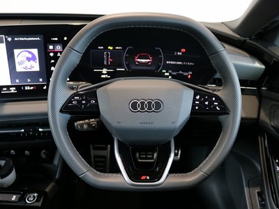 صورة 8 لـ 2025 AUDI A6 SPORTBACK E-TRON