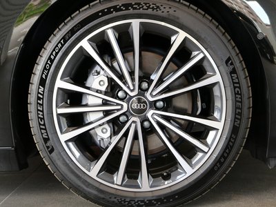 صورة 30 لـ 2025 AUDI A6 SPORTBACK E-TRON
