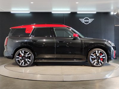 صورة 10 لـ 2025 MINI COOPER COUNTRYMAN