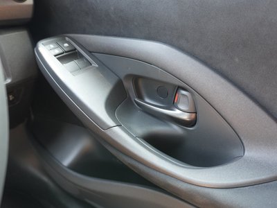 صورة 37 لـ 2025 Toyota GR YARIS