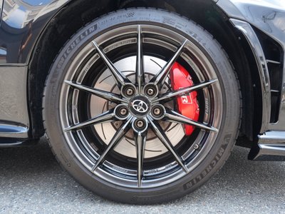 صورة 14 لـ 2025 Toyota GR YARIS