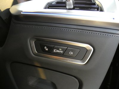 2024 BMW XM thumbnail 65