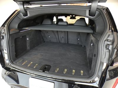 2024 BMW XM thumbnail 38