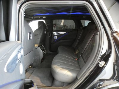 2024 BMW XM thumbnail 36