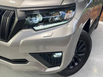 صورة 13 لـ 2023 Toyota LAND CRUISER PRADO
