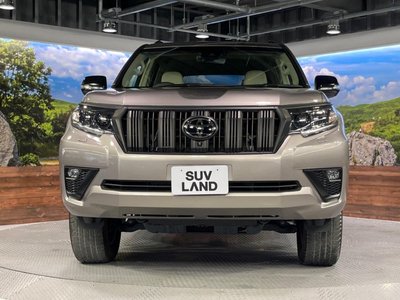 صورة 15 لـ 2023 Toyota LAND CRUISER PRADO