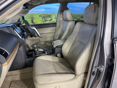 صورة 39 لـ 2023 Toyota LAND CRUISER PRADO