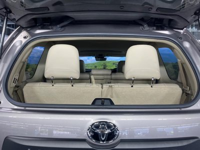 صورة 66 لـ 2023 Toyota LAND CRUISER PRADO
