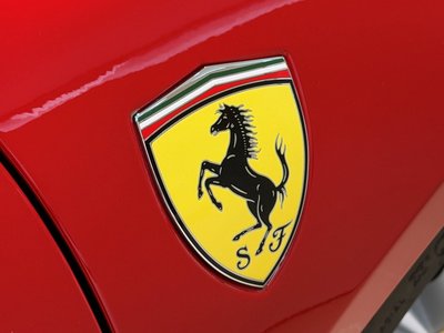 صورة مصغرة 32 لـ 2017 Ferrari 488 SPIDER
