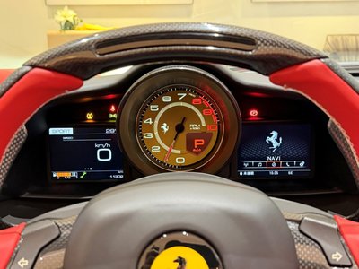 2017 Ferrari 488 SPIDER — фото 11