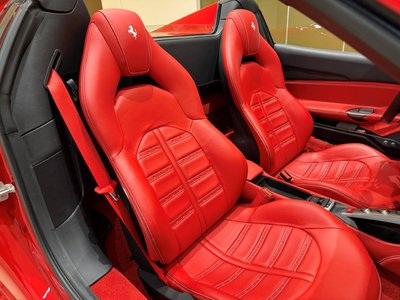 صورة مصغرة 28 لـ 2017 Ferrari 488 SPIDER