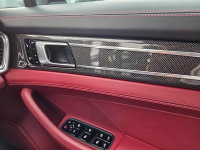 2017 Porsche PANAMERA thumbnail 38