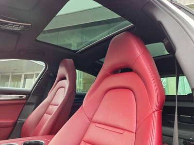 2017 Porsche PANAMERA thumbnail 25