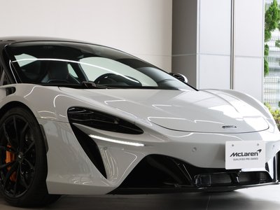 صورة 13 لـ 2025 Mclaren ARTURA