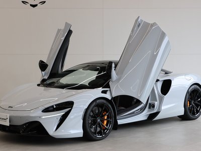 صورة 2 لـ 2025 Mclaren ARTURA