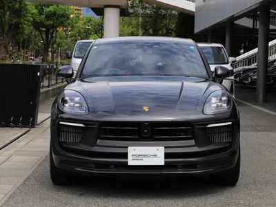 2024 Porsche MACAN photo 5