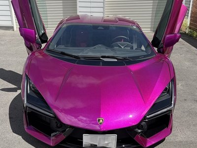 صورة 7 لـ 2024 Lamborghini REVUELTO