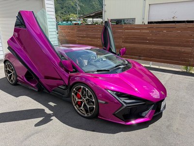 صورة 5 لـ 2024 Lamborghini REVUELTO