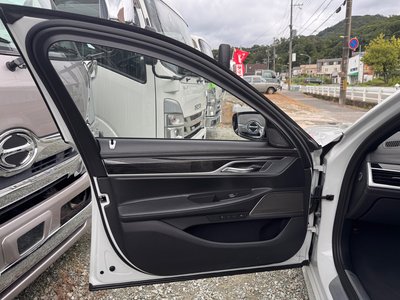 2019 BMW 7 SERIES thumbnail 42