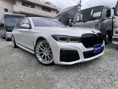 2019 BMW 7 SERIES photo 4
