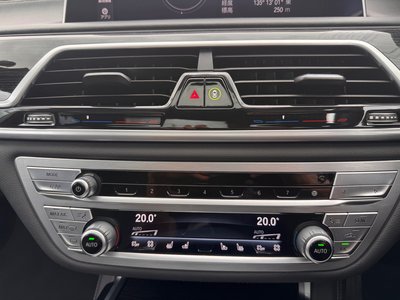 2019 BMW 7 SERIES thumbnail 36
