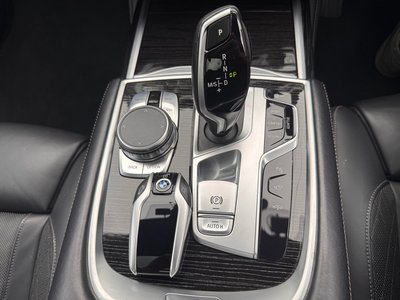 2019 BMW 7 SERIES thumbnail 37