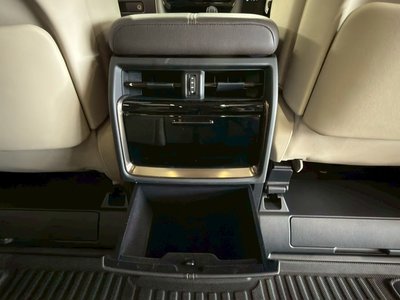 صورة 60 لـ 2023 Toyota ALPHARD