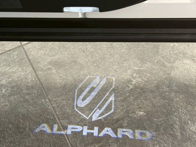 صورة 68 لـ 2023 Toyota ALPHARD