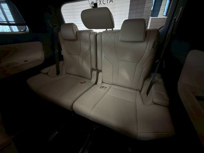 صورة 64 لـ 2023 Toyota ALPHARD