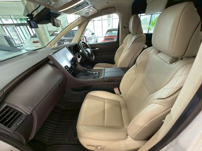 صورة 46 لـ 2023 Toyota ALPHARD