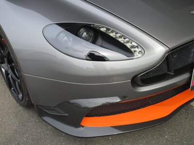 صورة 11 لـ 2017 Aston Martin VANTAGE GT8