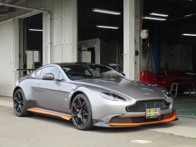 صورة 1 لـ 2017 Aston Martin VANTAGE GT8