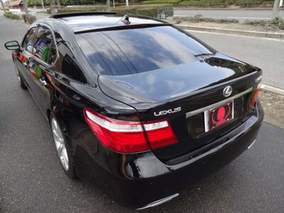 2011 Lexus LS 缩略图 9