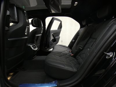 2023 BMW 7 SERIES thumbnail 40