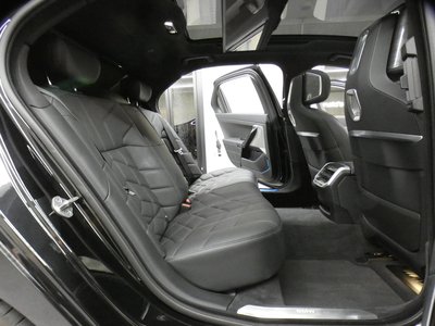 2023 BMW 7 SERIES photo 9