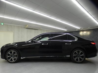 2023 BMW 7 SERIES photo 5