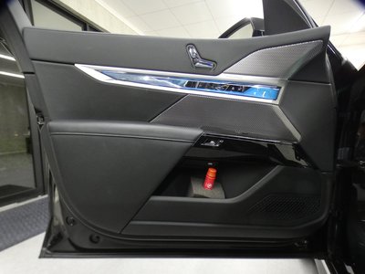 2023 BMW 7 SERIES thumbnail 33