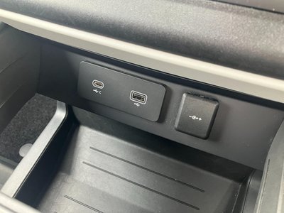 2024 LAND Rover DEFENDER thumbnail 46