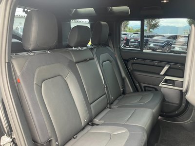 2024 LAND Rover DEFENDER thumbnail 23