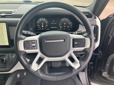 2024 LAND Rover DEFENDER thumbnail 29