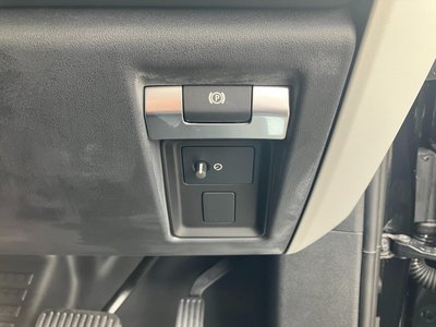 2024 LAND Rover DEFENDER thumbnail 34