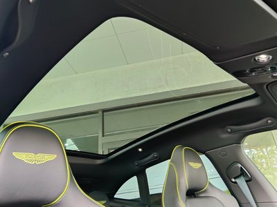 صورة مصغرة 34 لـ 2025 Aston Martin DBX